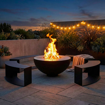 Belle cheminée avec bac à feu et banc